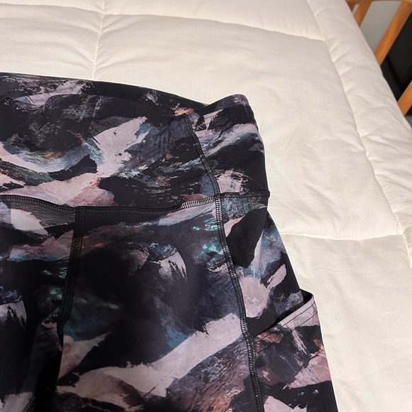 Lululemon Watercolor Leggings - Picture 5 of 7